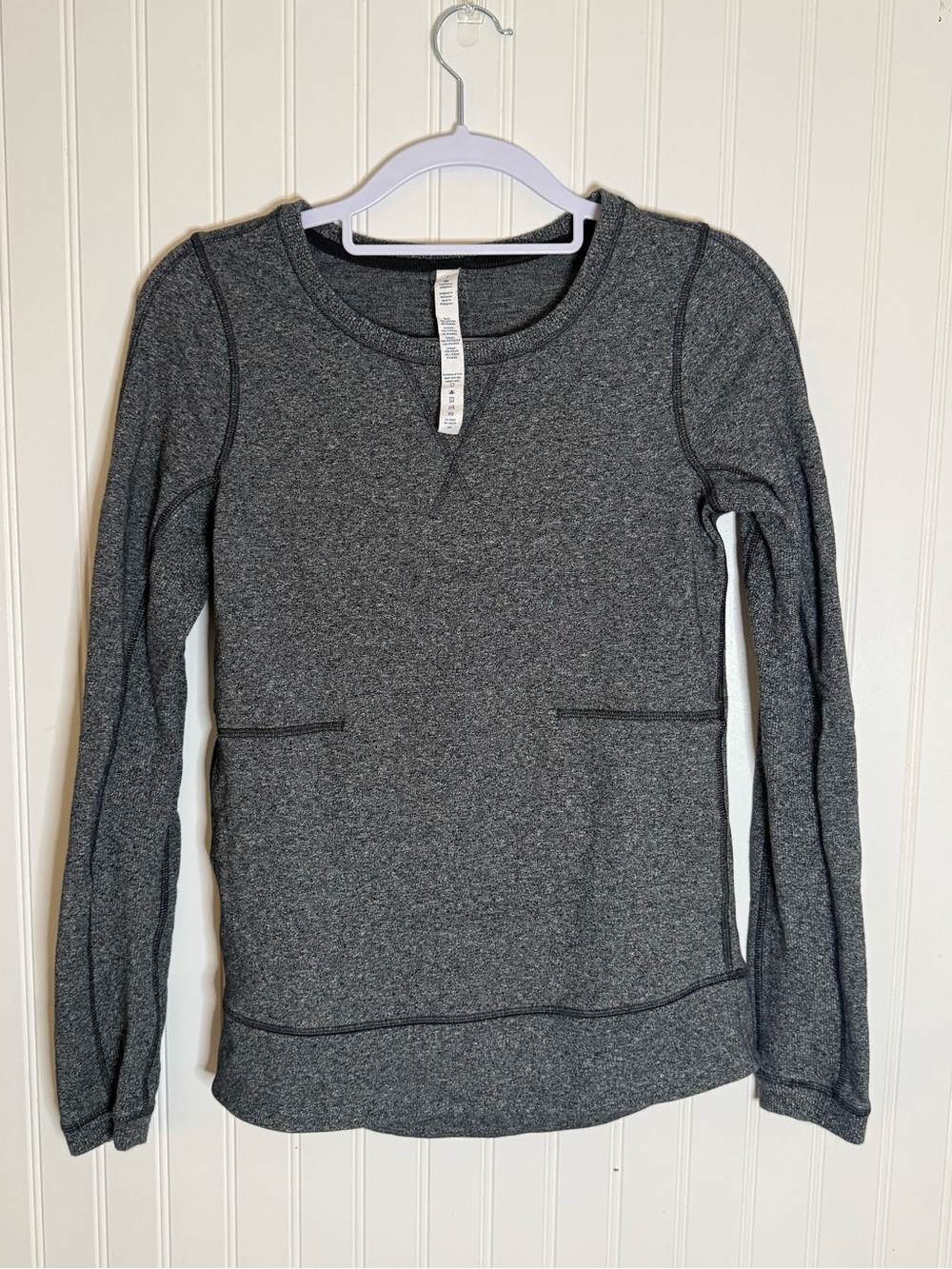 Lululemon Gray Long-Sleeve Pullover Crewneck